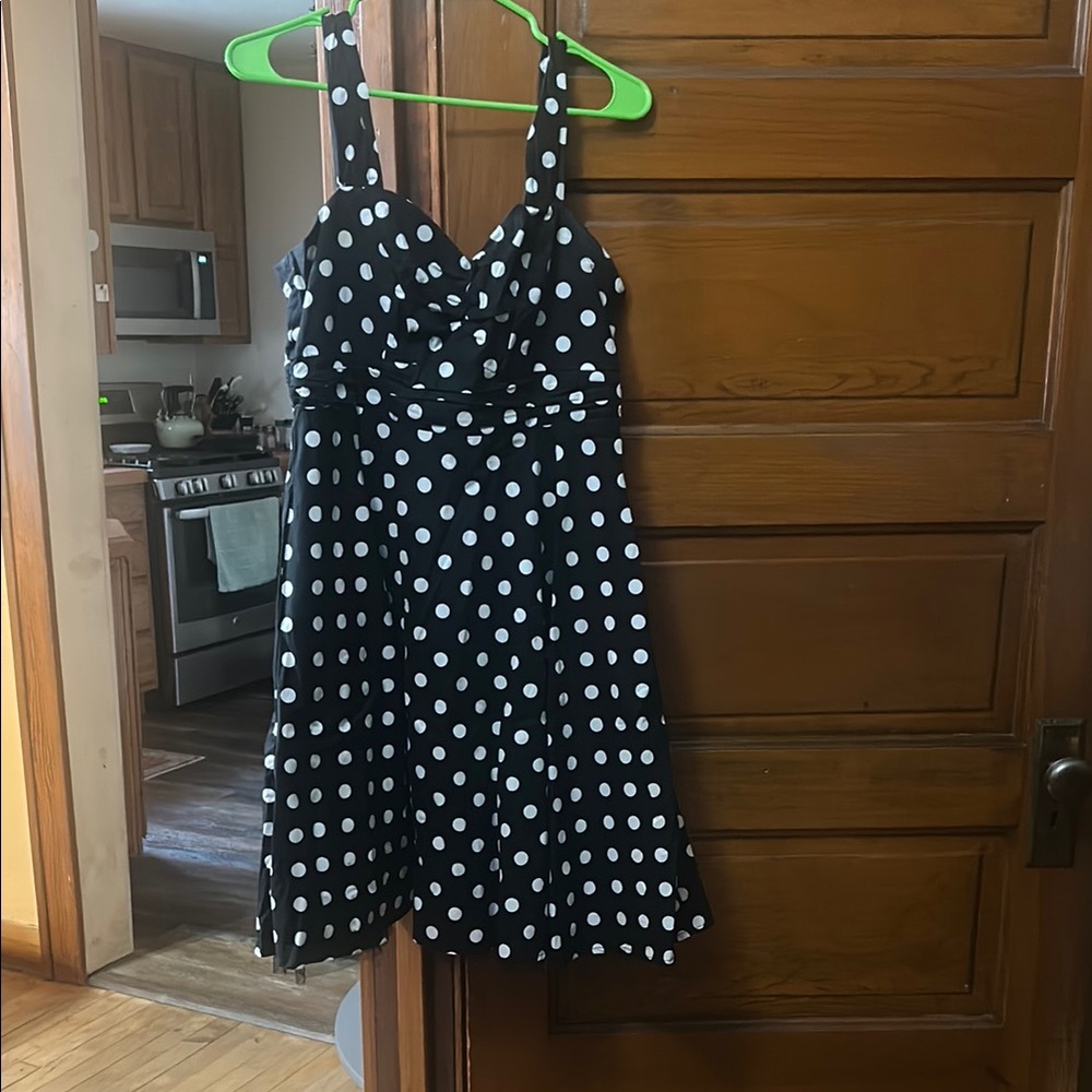 Hot Topic Black and White Sweetheart Sundress
